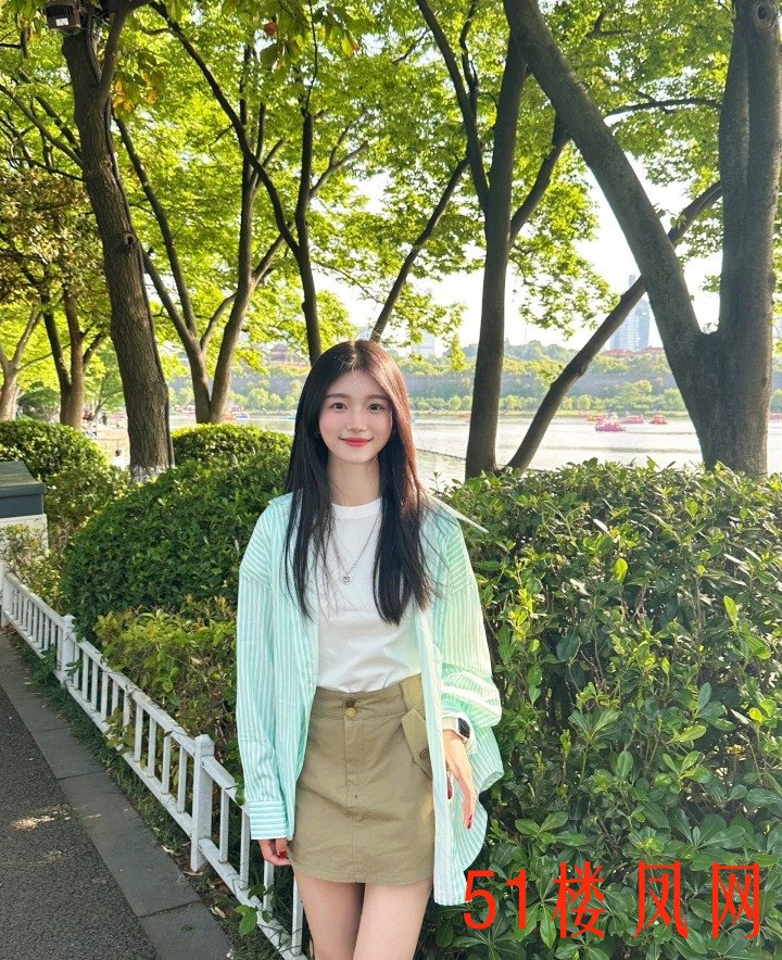 Camera_XHS_17463721002651040g2sg312a18o49l20g5nh1924g8rbnebiksp8_edit_103714368625956.jpg