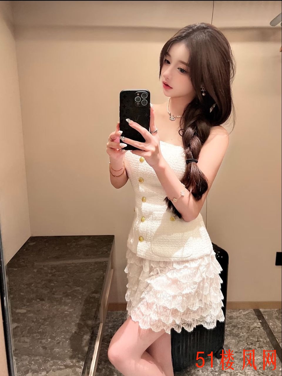 714.jpg