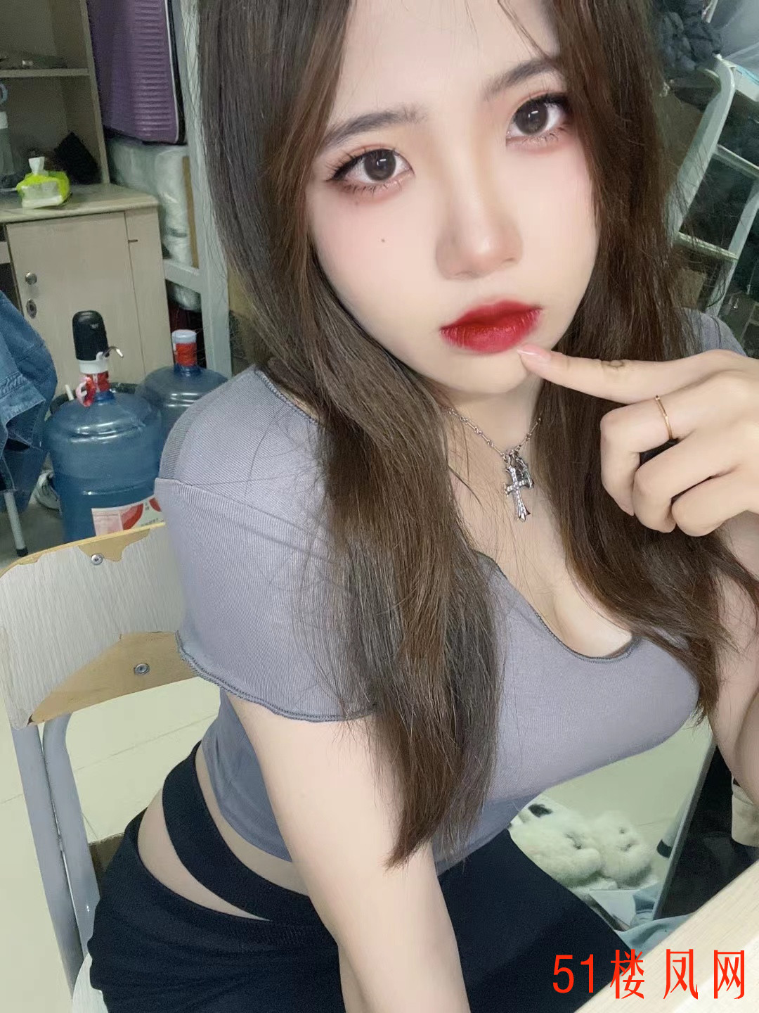 b14e5c12f1c6df91dff6e433c87d782.jpg