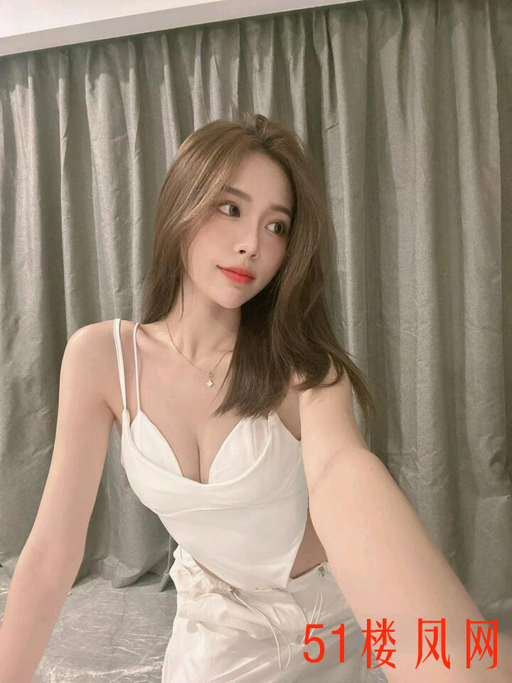 125199_FASDXMB954VN7MG.jpg