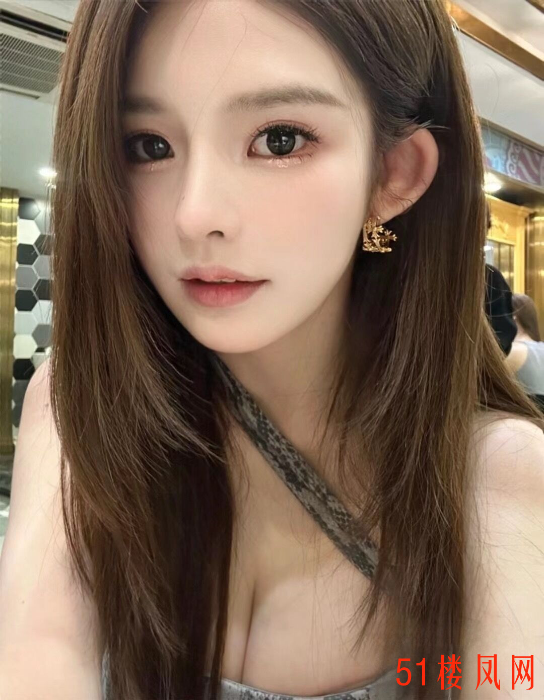 125199_EUHZUNM2RUATPJQ.jpg