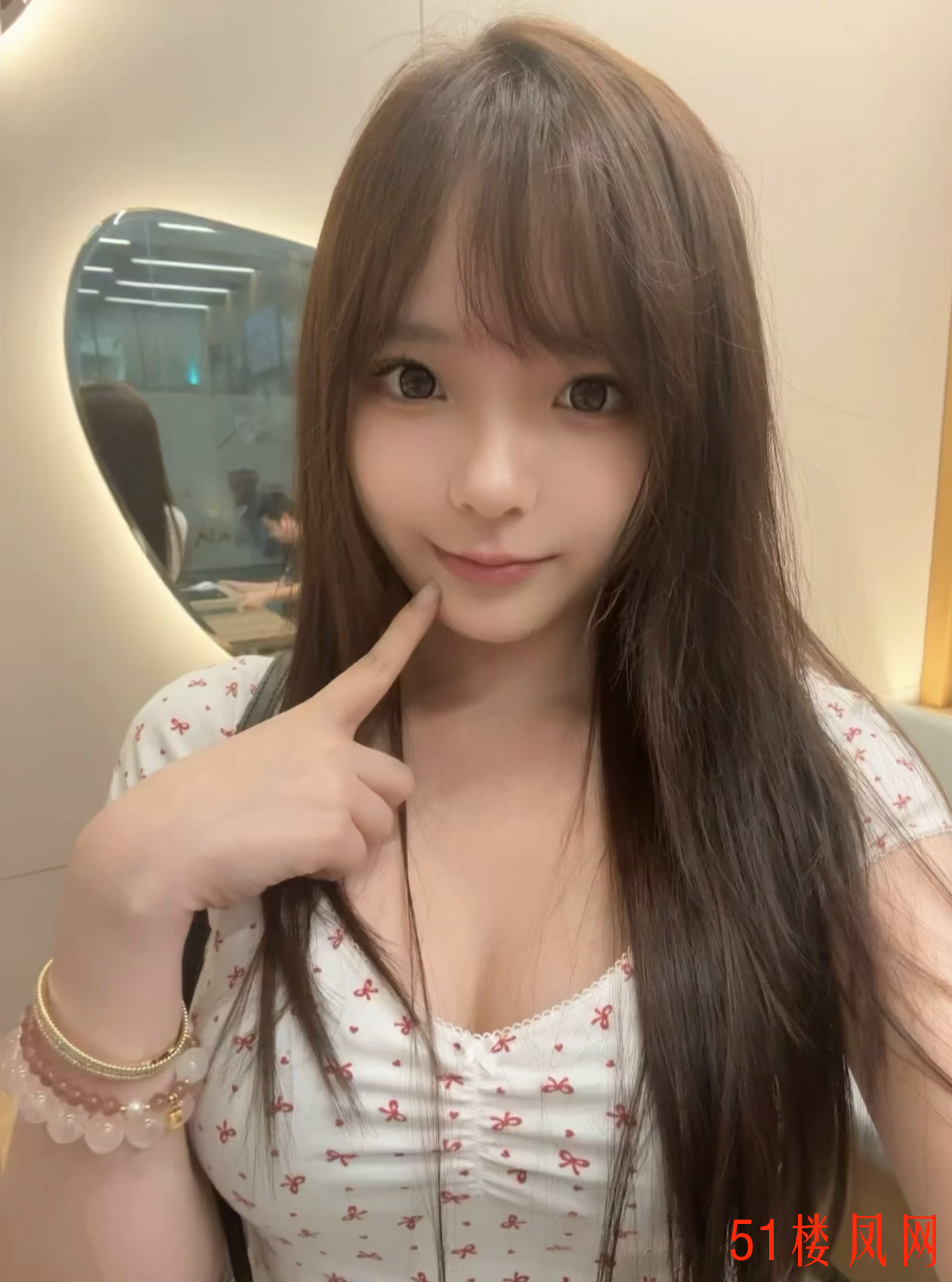 F8BECD6CC34FD527083BFF9E069EA64A.jpg