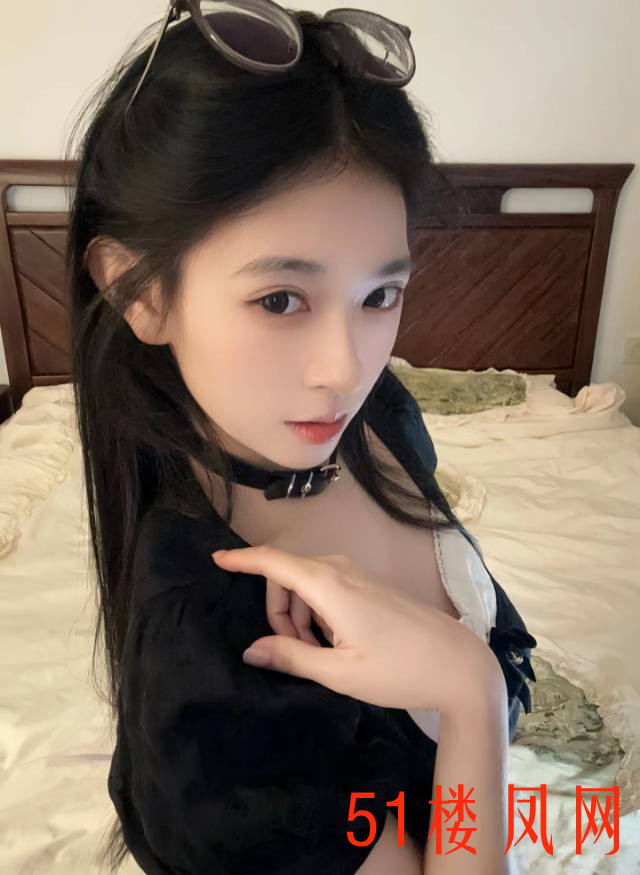 0E599DB78D2B292F83D4541A47A3CE62.jpg