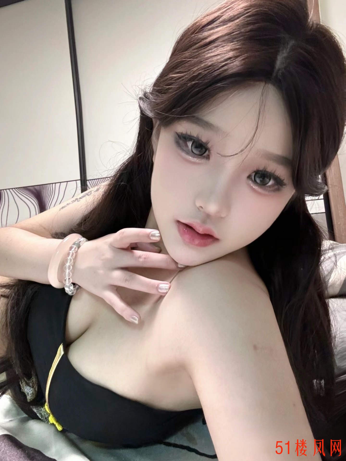 125199_HX8V9SKE3RN8JG7.jpg