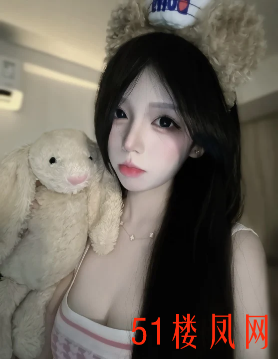 975caf03ea154555a830a5beafe84988.png