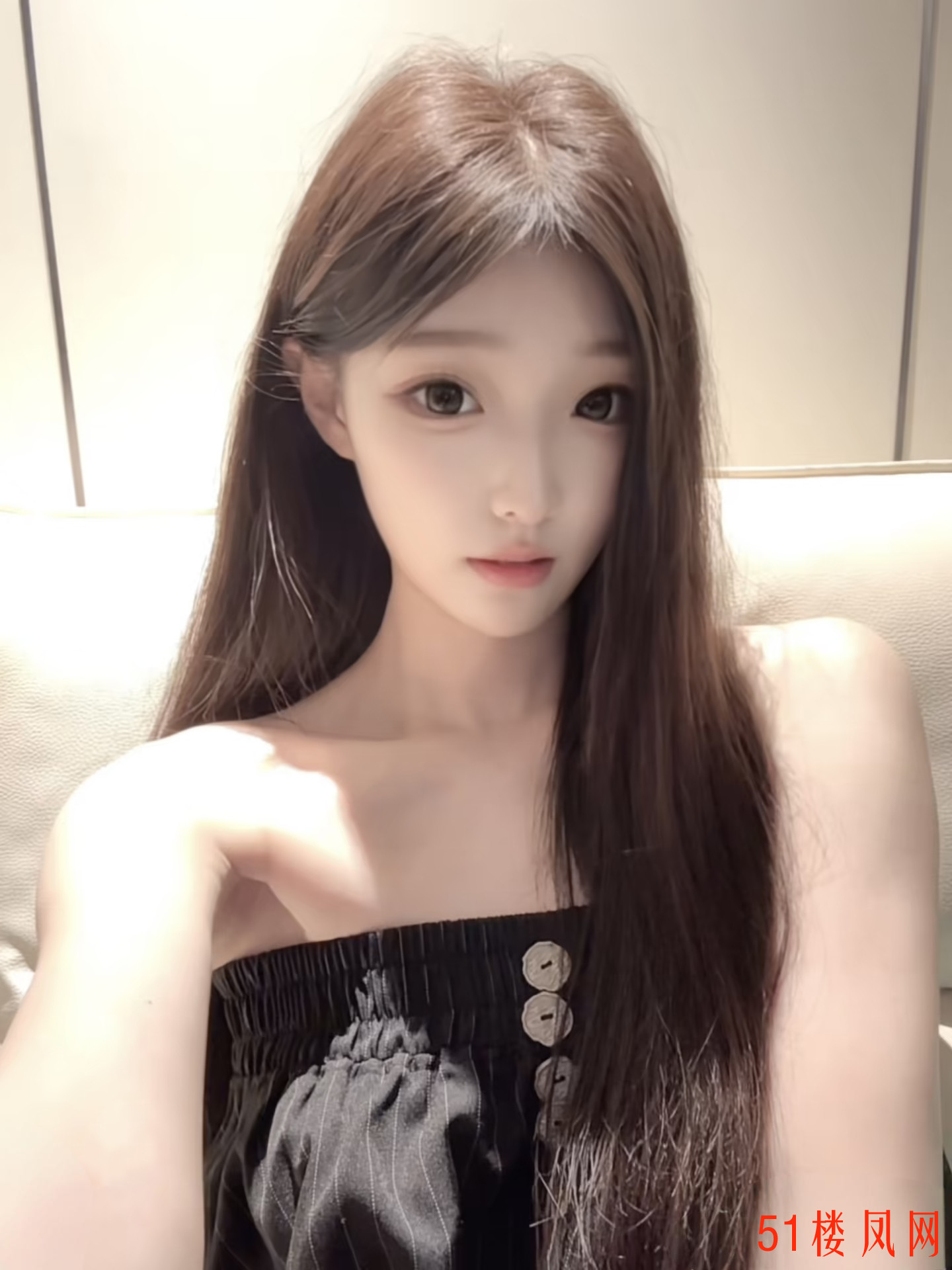 1366249F4DF2454BCEBFA65273D0969C.jpg