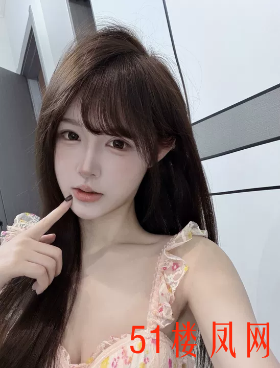 8a568ebcd11c4a59eac19598c7c3541af015b77b9c3afb43be7c9c5733319bb7.png