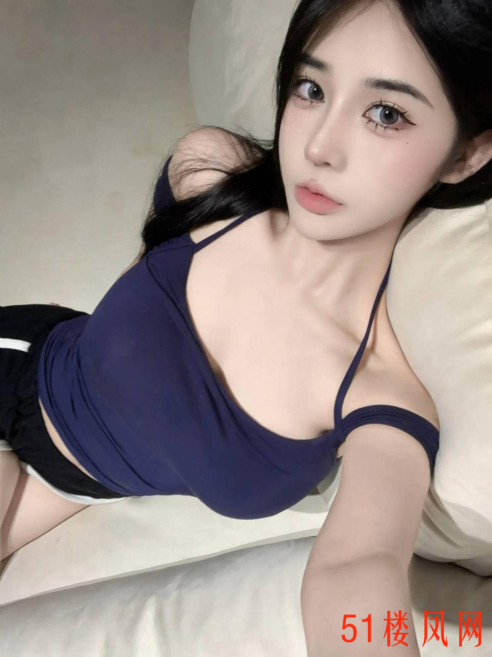 598DFE4FA663D9AFDADB1FEA0C39E4E1.jpg