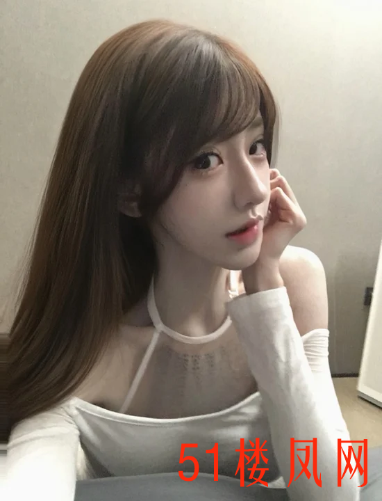 8983d7c73448a663f802350bb0555bf59552e860e5799754d64a9c4484a6a55c.png