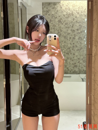 【深圳】小骚比身材极品鲍鱼肥鲜嫩