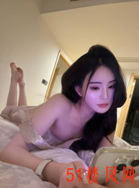 【成都】湿妹屁股一拍撅起很配尺寸