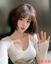 爱健身瑜伽的大学生身材太好了