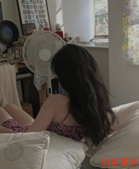 01年嫩妹服务好水超多