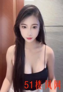 【胶州】凶器很大很白很软骚叫不停