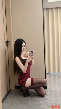 【纽约楼凤】小辣妹配开档黑丝粉鲍美味