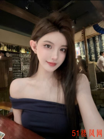 四川省绵阳市大长腿翘臀妹子很会夹