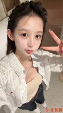 做兼职的学生妹小bb粉嫩嫩