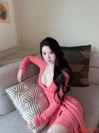 【上海】人美！奶大！翘屁股！这骚货真的顶