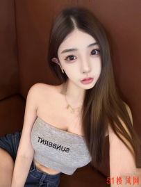 龙华区妹妹鲍鱼很紧  姿势任你选