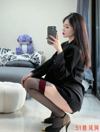 常州长腿大屁股骚货值得拥有