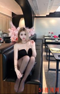 洛阳精致小嫩妹蝴蝶粉穴真美