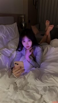 武昌一线天白虎小嫩穴