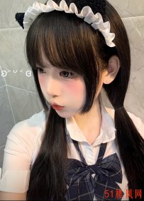 紧致粉嫩美少女