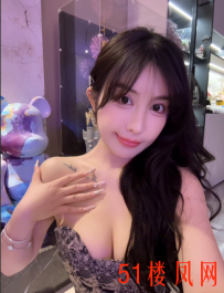 刚毕业的巨乳小骚货