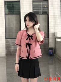 粉嫩妹子好茶尝鲜