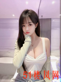 刚下水的极品嫩妹，三点粉让我欲罢不能