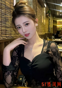 德州市德城区和S型身材御姐水中大战